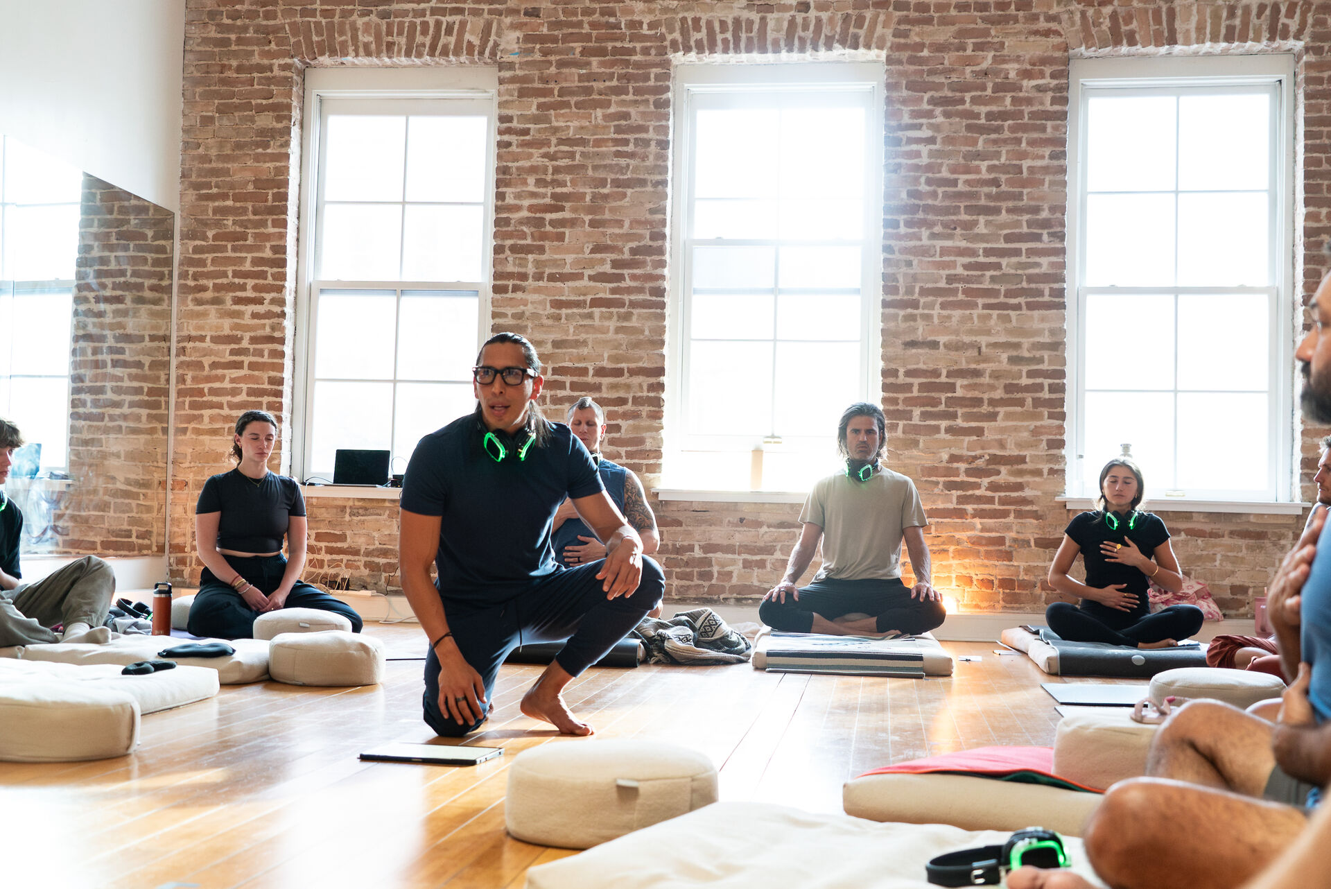JJ Ruescas guiding a live breathwork session